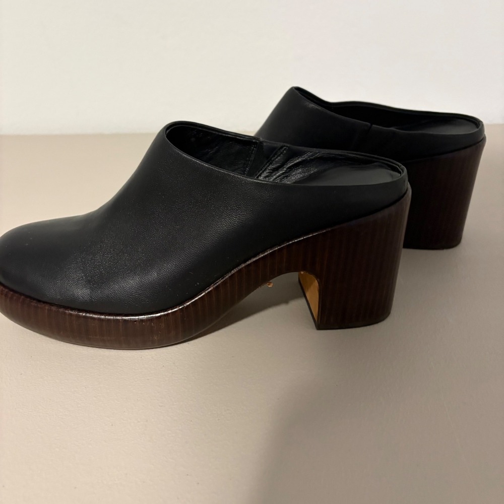 Vince Black Leather Chunky Heel Platform Clogs Mules Women's Size 7.5 - Picture 14 of 14